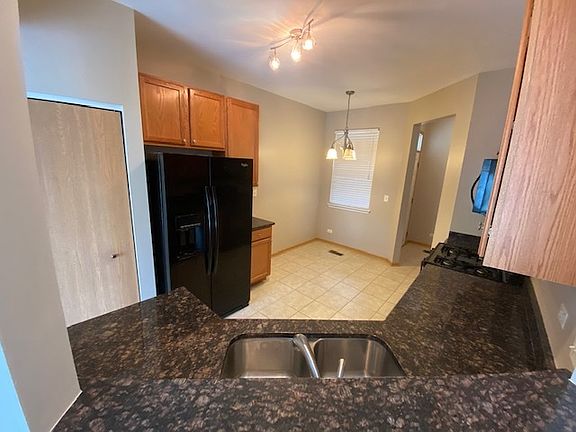 5th image of 647 W Kristina Ln