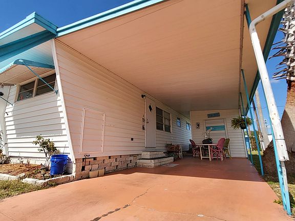 3rd image of 1415 Main St Lot 300