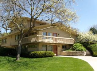 14850 Westover Rd, Elm Grove, WI 53122