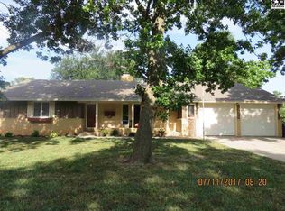 1487 N Maple St, McPherson, KS 67460