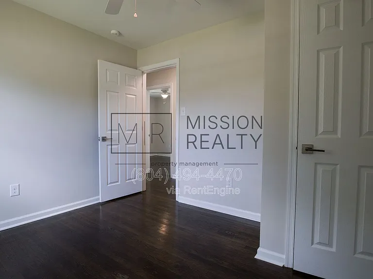 5205 Scott St — Photo 14
