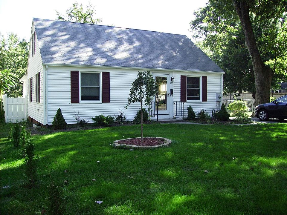 Front Yard 