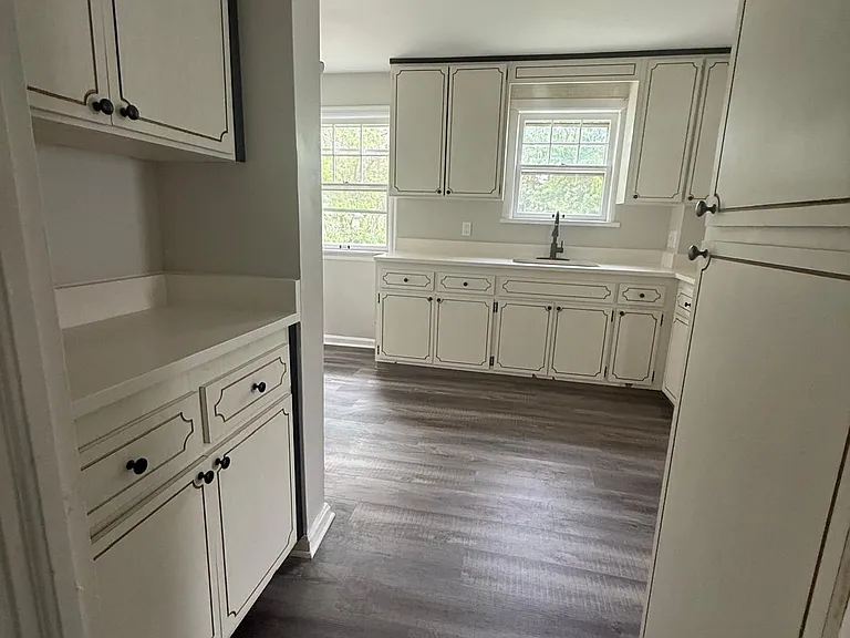 11209 Langton Ave — Photo 3