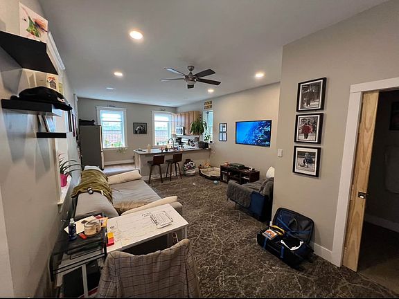 4th image of 1105 Dayton St APT 2