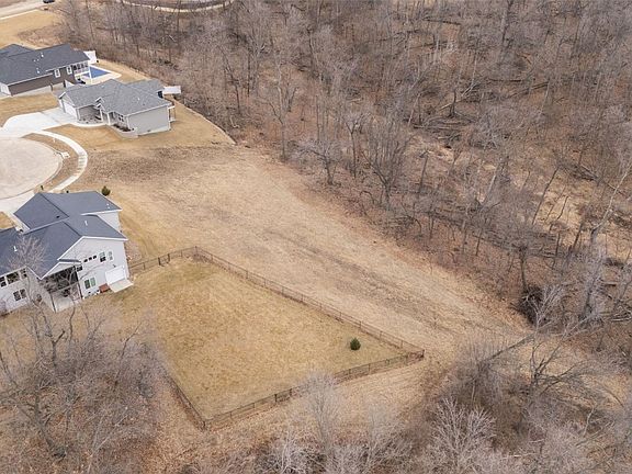 4th image of 1911 Pippin Hill Ct NW