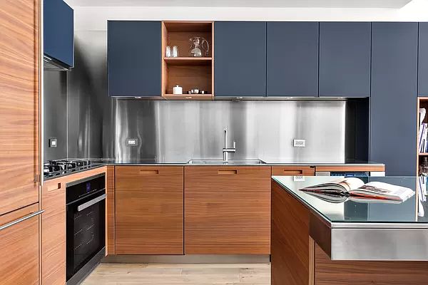 1st image of 15 Renwick St #303