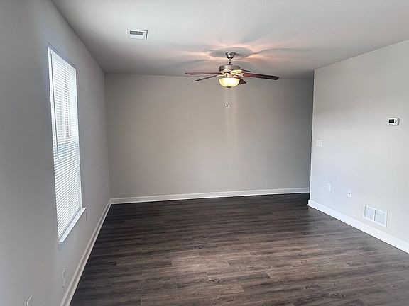 4th image of 1439 NE Mary Ct