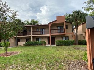 10315 NW 33rd St, Coral Springs, FL 33065