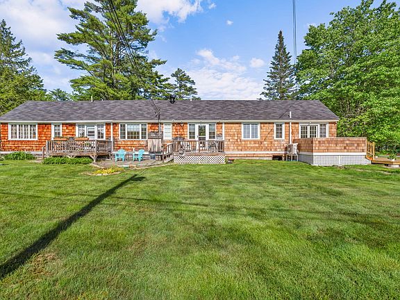 3rd image of 6 Pickerel Road #2