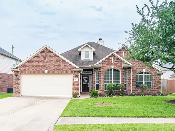 2110 Canyon Lake Dr, Deer Park, TX 77536