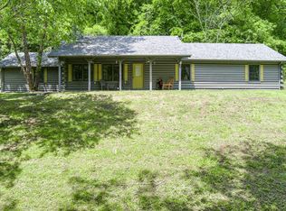 636 River Rd, Celina, TN 38551