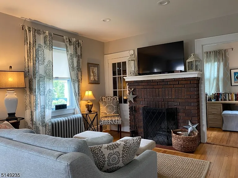 628 Central Ave — Photo 3