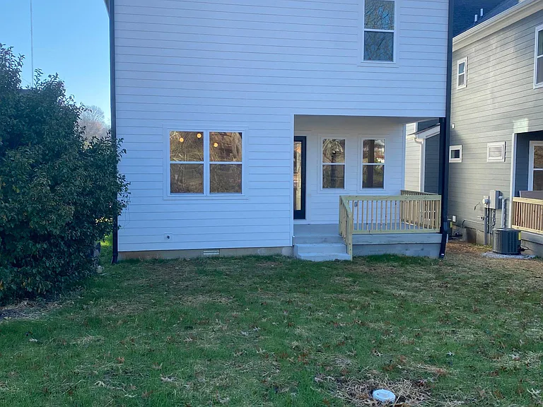 6460 Thunderbird Dr — Photo 21
