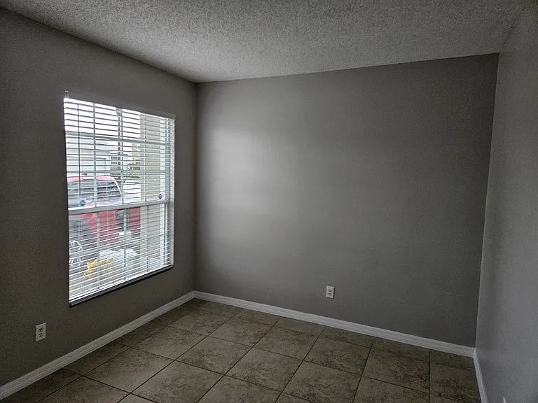 1335 Knollwood Dr — Photo 37
