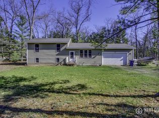 26 W Daniels Rd, Twin Lake, MI 49457