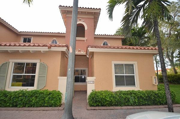 1st image of 2273 Anchor Ct #1604