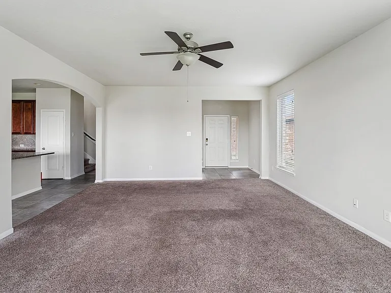 8014 Oxbow Manor Ln — Photo 5