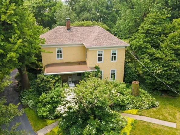 5646 Lake Ave, Fort Wayne, IN 46815