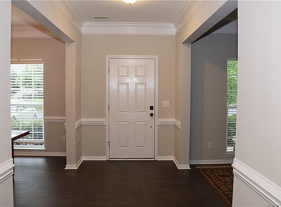 2nd image of 10372 Tintinhull Dr