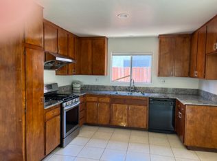 13682 Utt Dr #B, Tustin, CA 92780