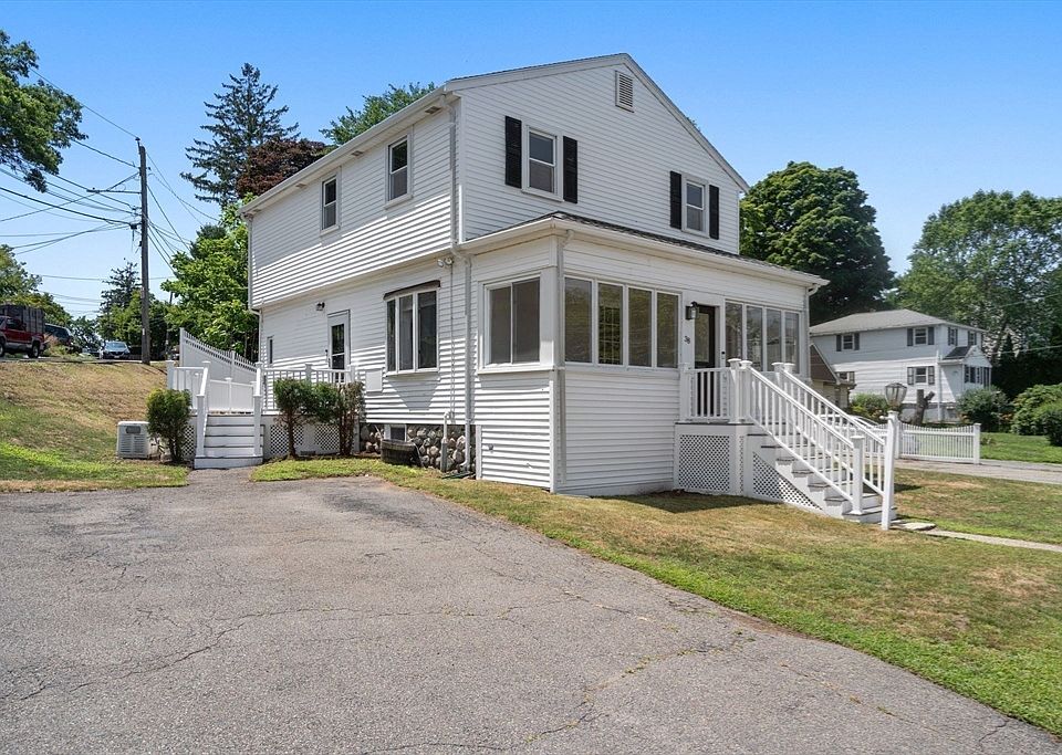 1st image of 38 Overlook Rd