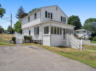 38 Overlook Rd, Waltham, MA 02451