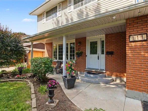 111 Macgregor Cres, Waterloo, ON N2J 3X1