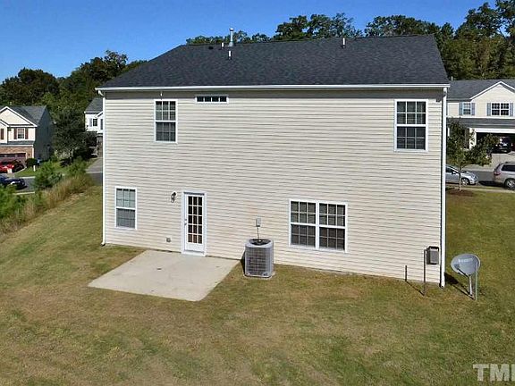 3rd image of 5020 Miller Dr