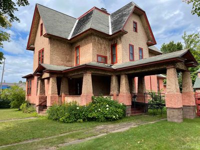 103 E Main St, Negaunee, MI, 49866