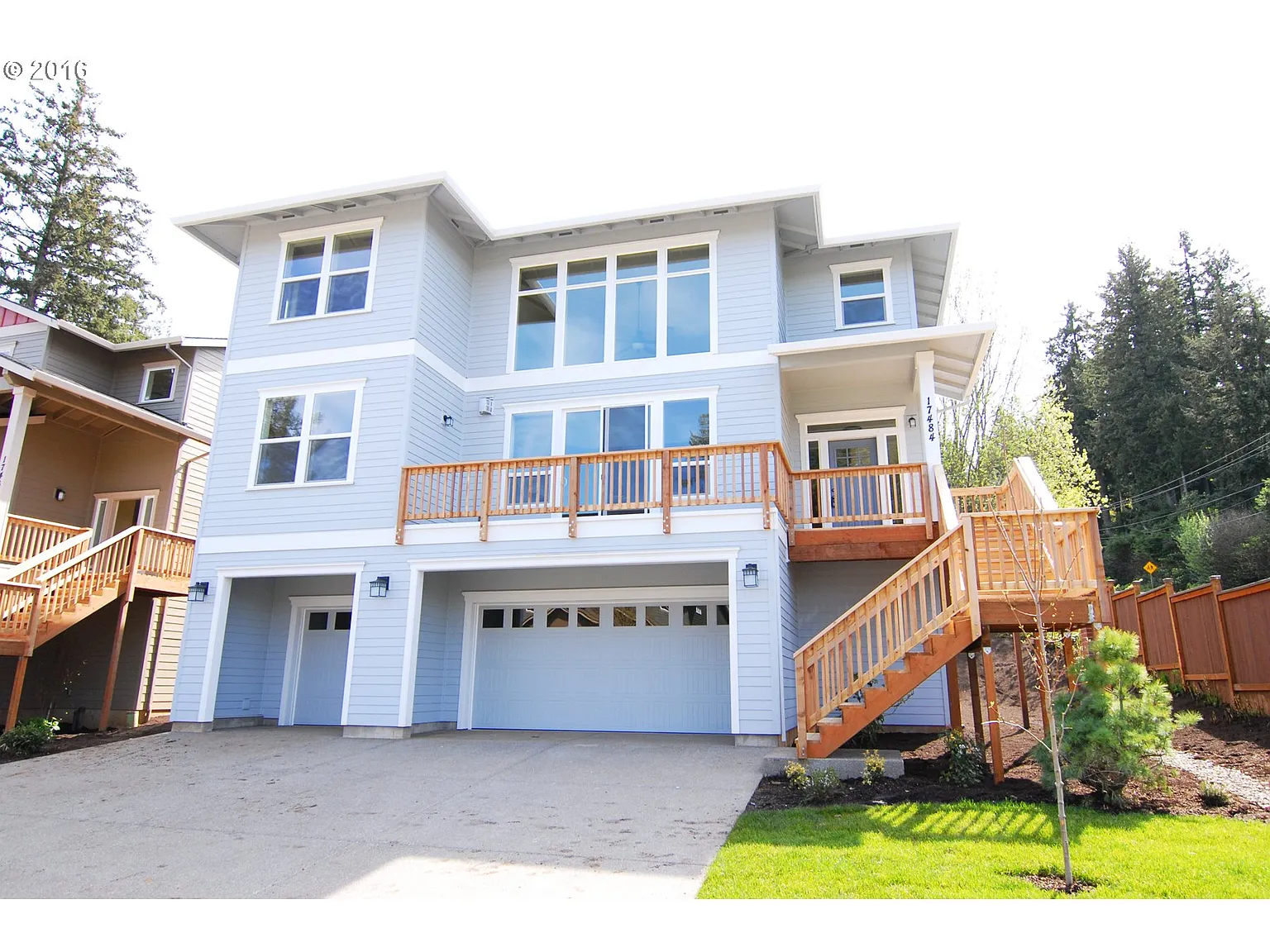 17484 SW Sapphire Ln photo 1