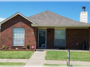 1407 SW 23rd St, Moore, OK 73170