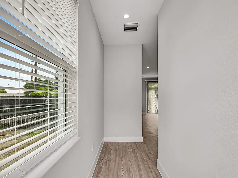 Prince Place Townhomes — Photo 22