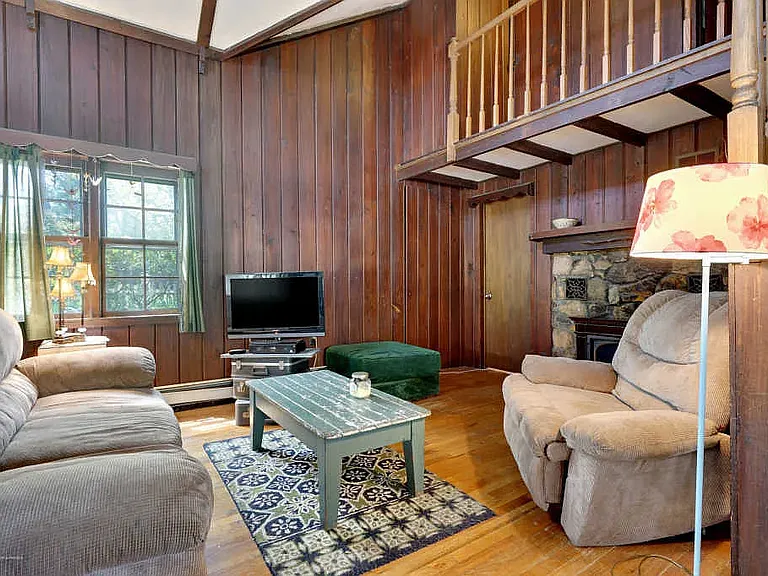 100 Breton Rd — Photo 19