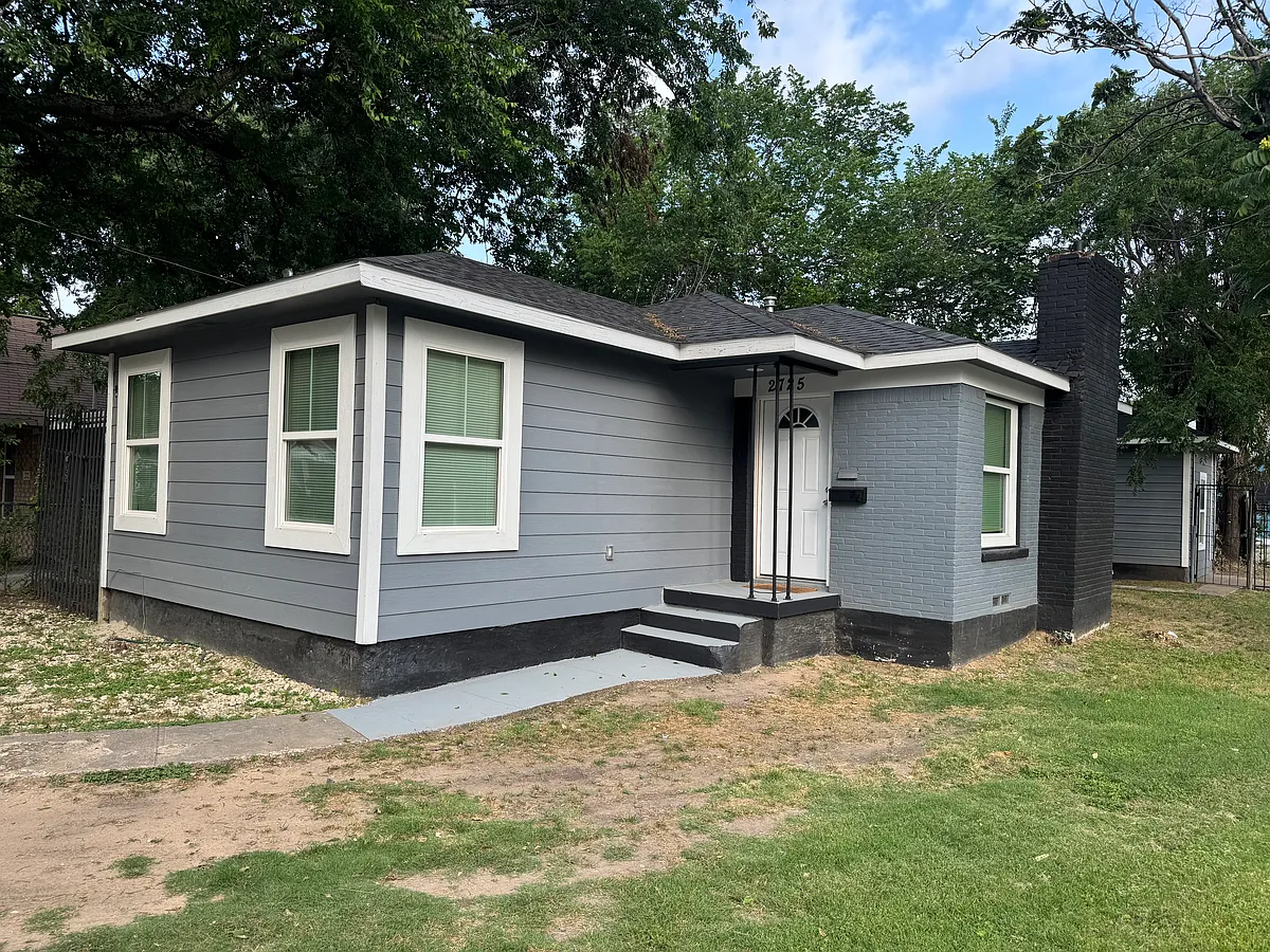 Building Photo - 2725 Burger Ave