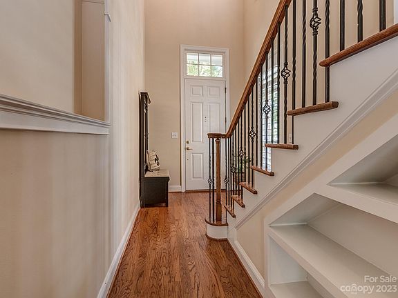3rd image of 7722 Springs Village Ln