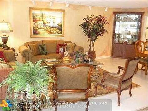 3rd image of 4020 Galt Ocean Dr APT 706