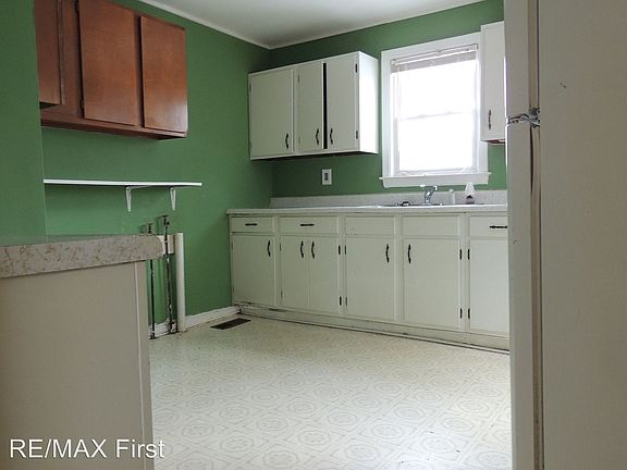 5th image of 701 Oglewood Ave