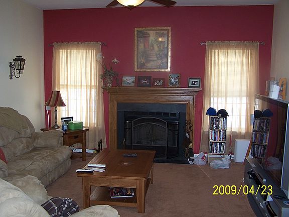 Spacious Family Room