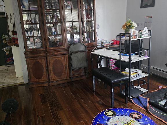 5th image of 50 Columbia St APT 1