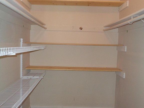 5th image of 14153 Landon Ln