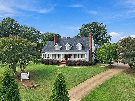 5th image of 105 Marshland Ln