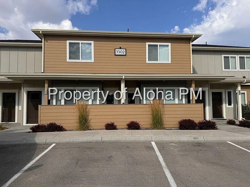 3502 E Grand Forest Dr #101