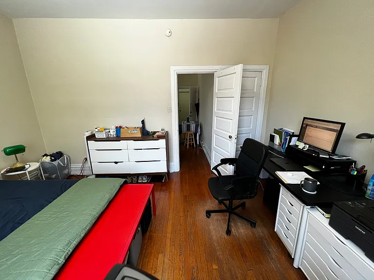 4621 Spruce St #2F — Photo 5