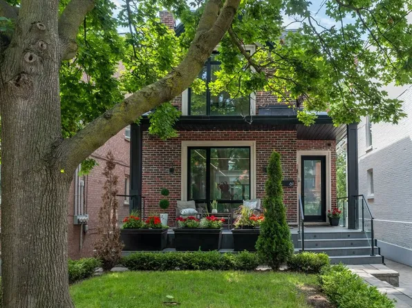 61 Shannon St, Toronto, ON M6J 2E6