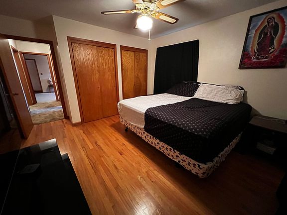3rd image of 302 C St