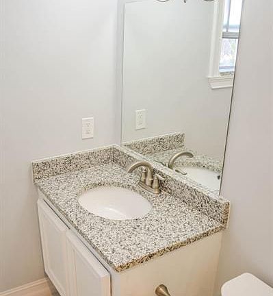 5th image of 131 Shore Ct APT A1