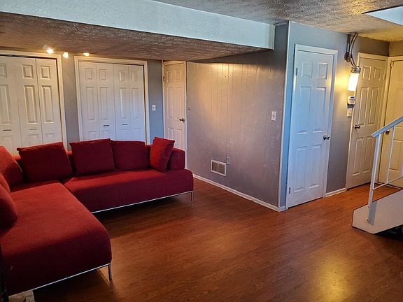 4th image of 2669 Southridge Dr