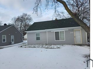 10650 Corning Ave, Oak Park, MI