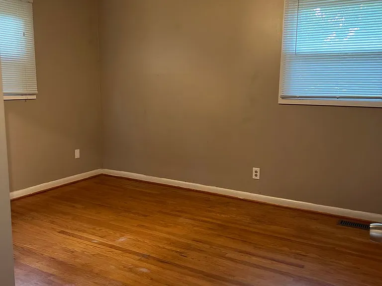 3013 Chestnut View Dr — Photo 11