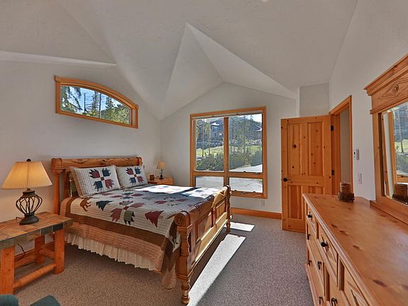 5th image of 103 Mountain Lodge Way